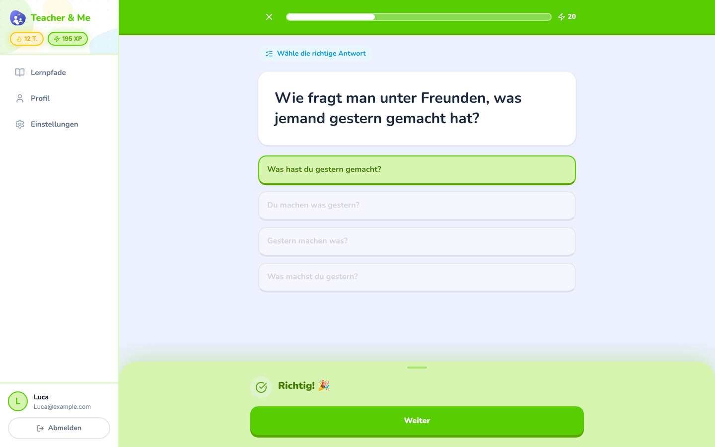 Multiple choice, answered on desktop: A multiple-choice question just answered correctly, showing the feedback state. Interface in German, invented demo data.