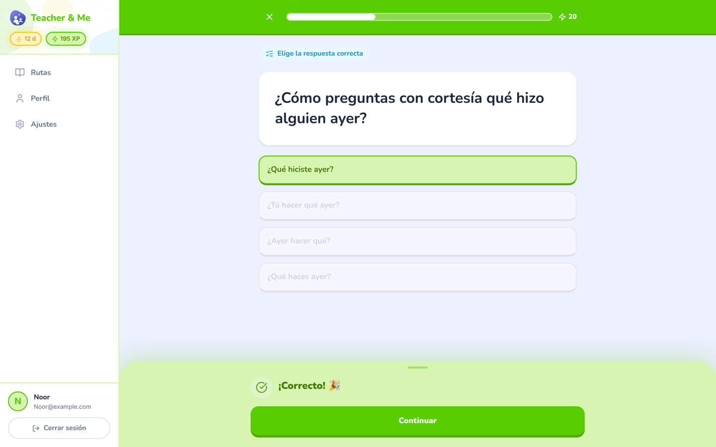 Multiple choice, answered on desktop: A multiple-choice question just answered correctly, showing the feedback state. Interface in Spanish, invented demo data.