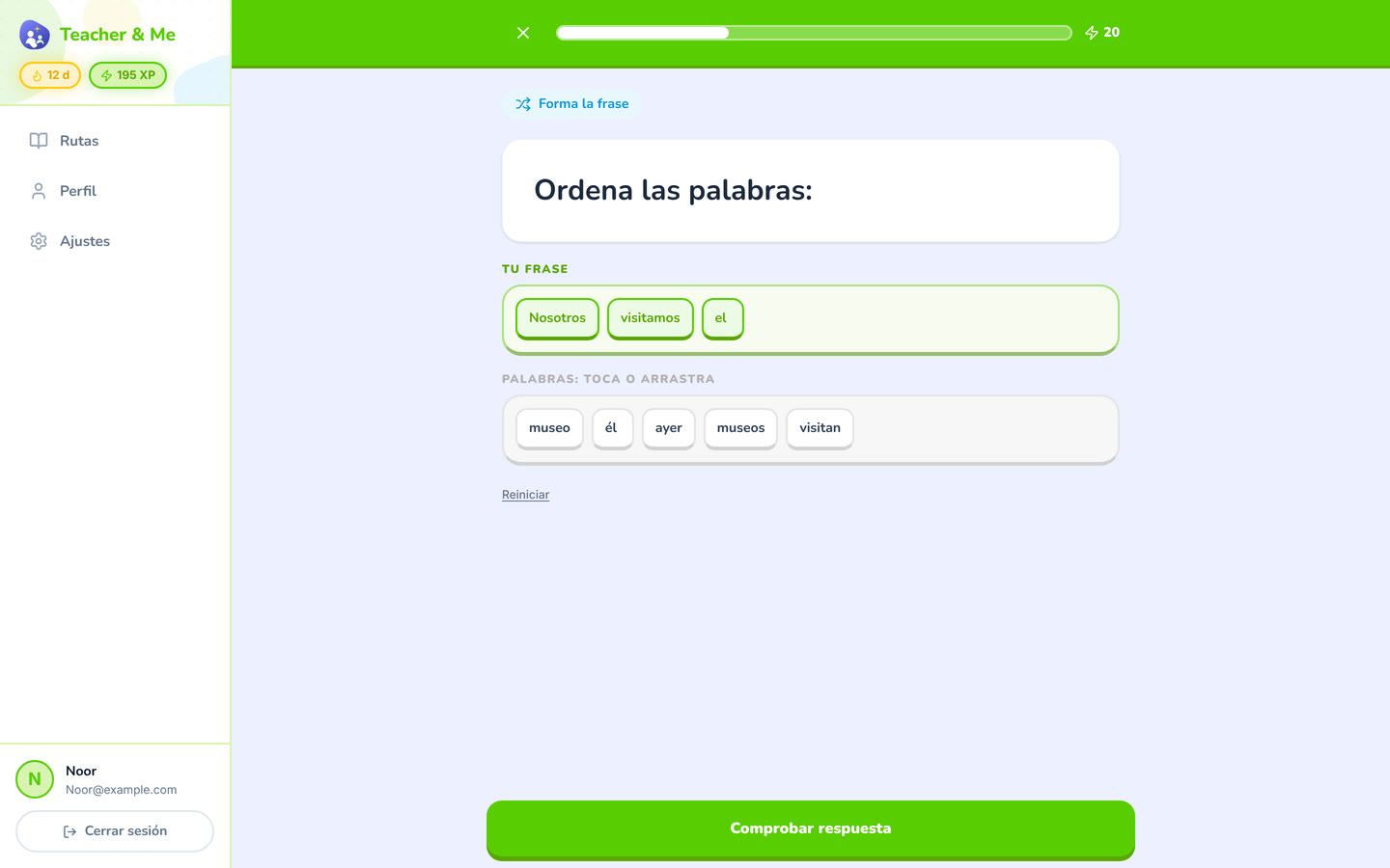 Sentence tiles on desktop: The tile builder mid-answer: a sentence being assembled word by word. Interface in Spanish, invented demo data.