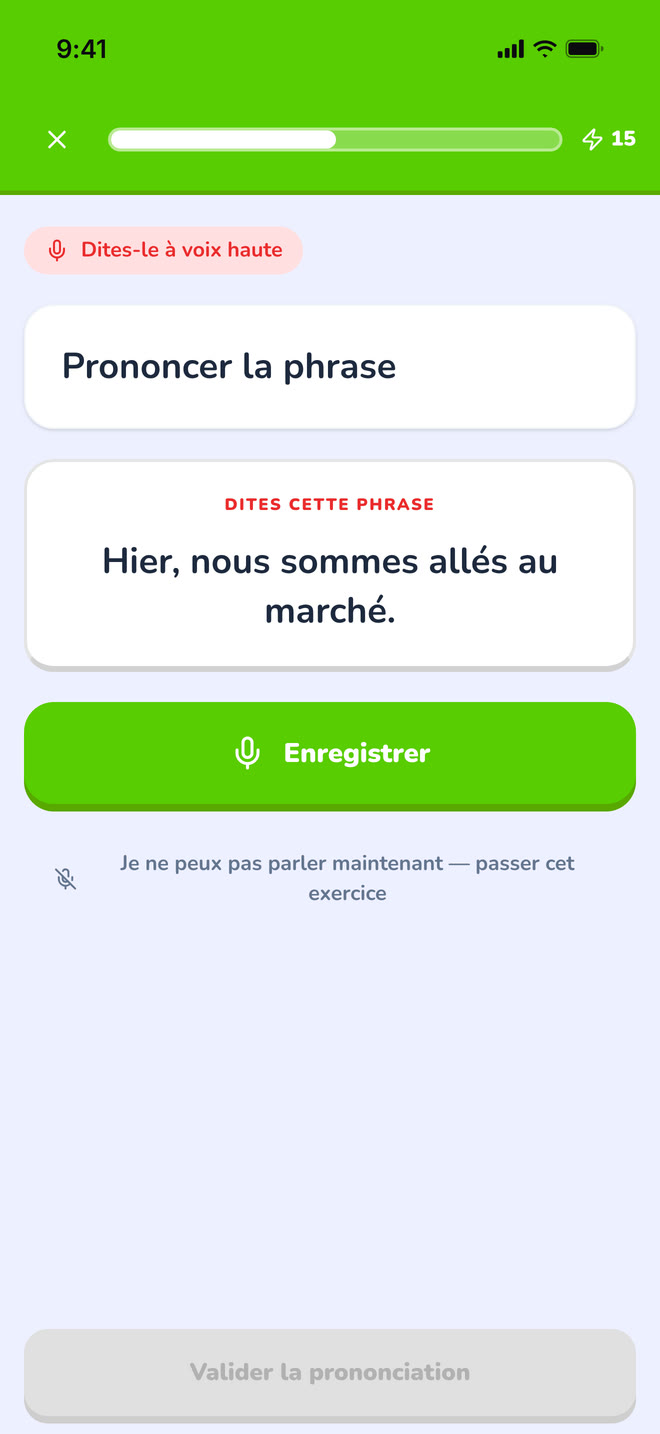 Pronunciation on phone: The pronunciation exercise at rest, before recording. Interface in French, invented demo data.